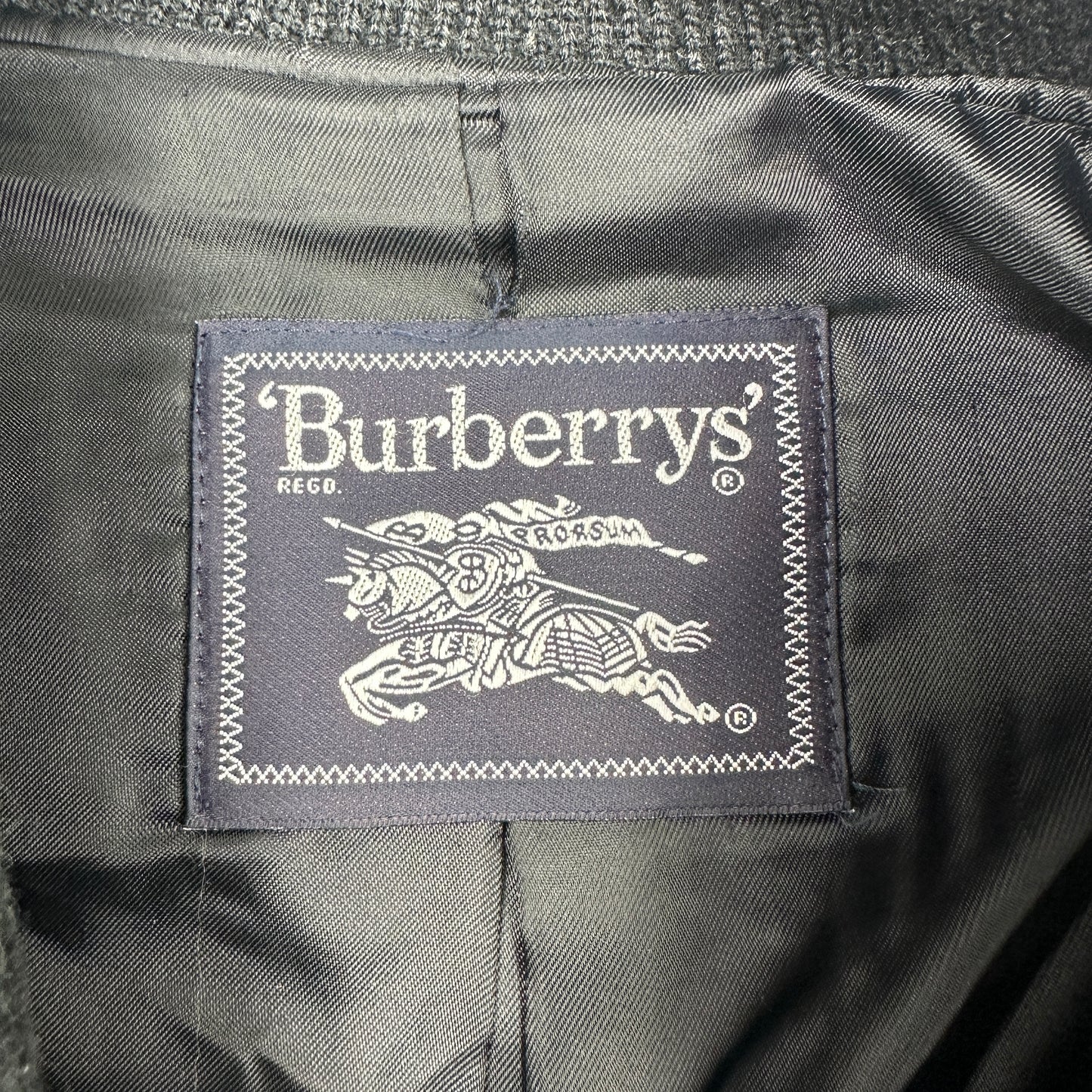 Jersey Burberry botones (XL)