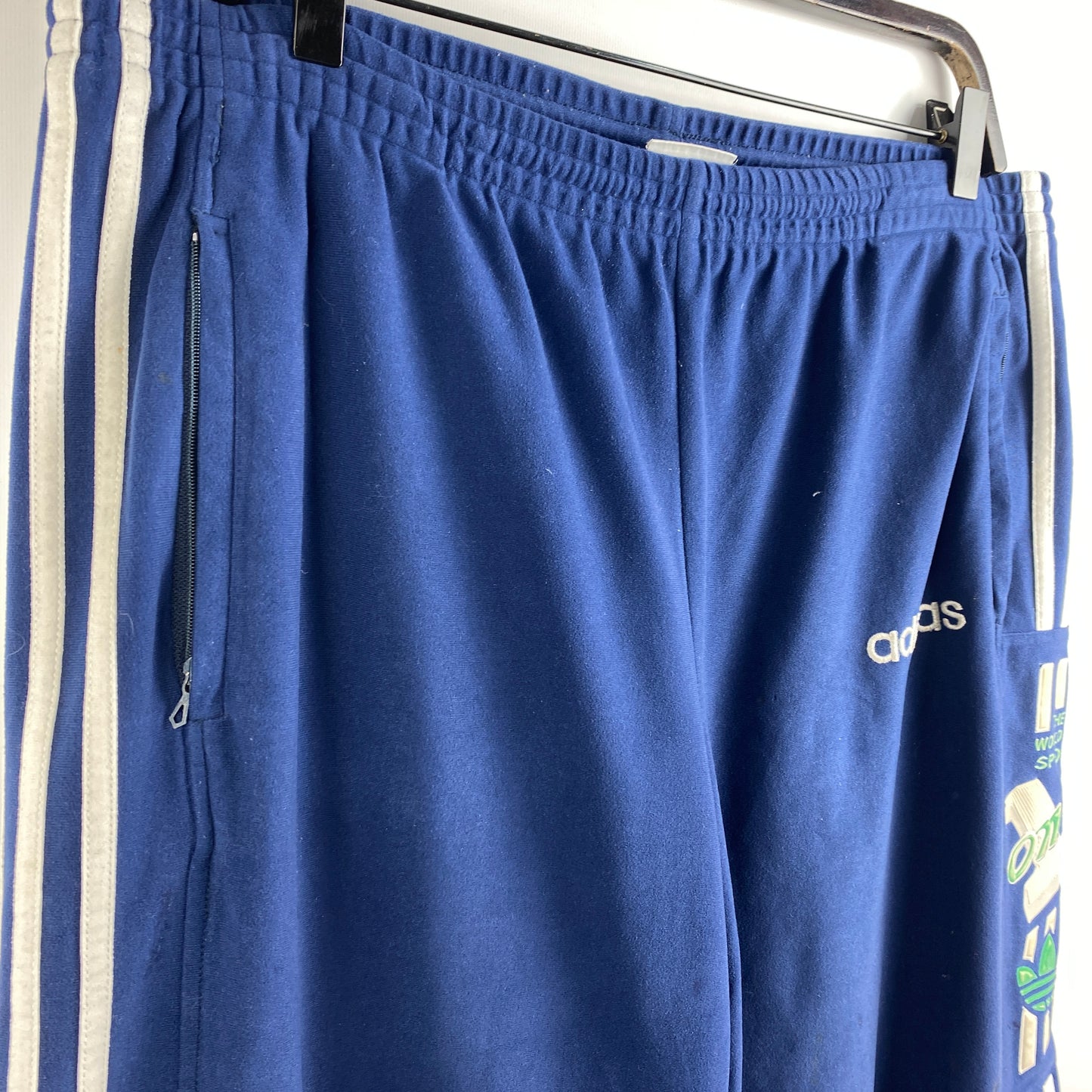 Pantalón Adidas One World Sports 00' L