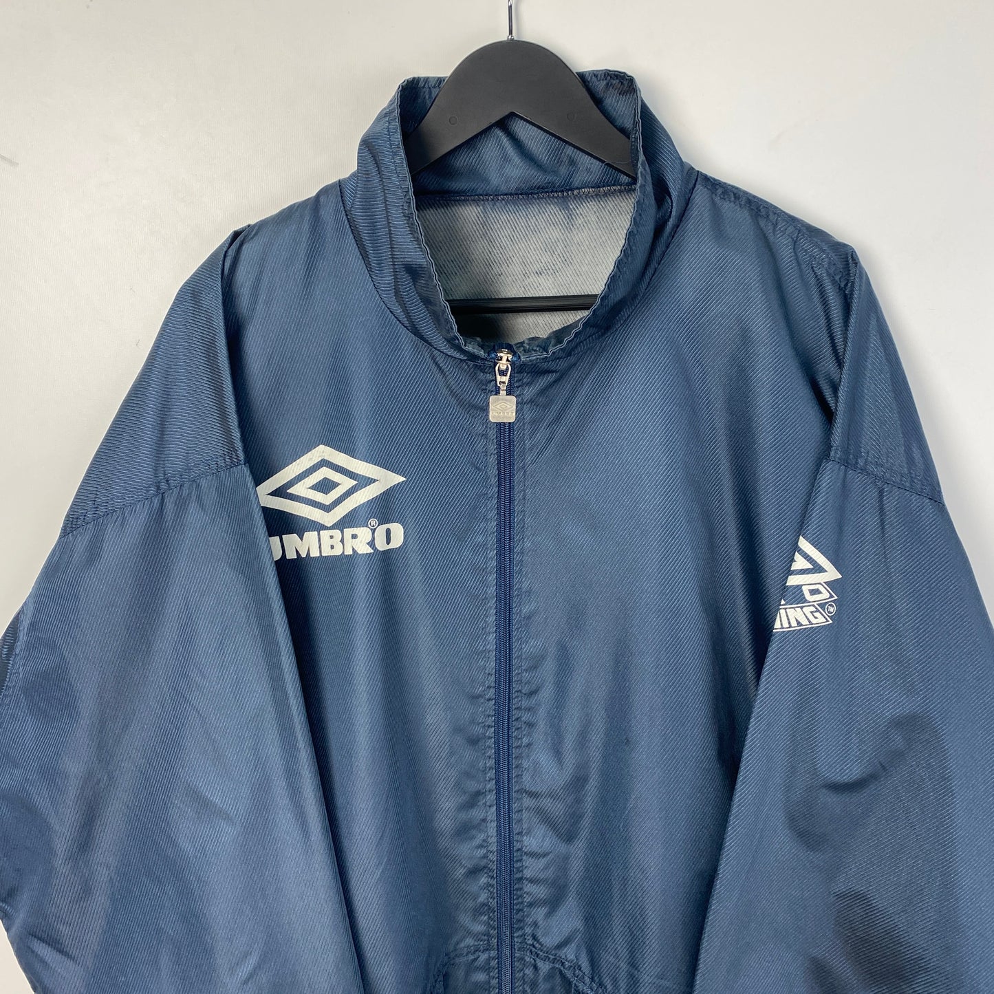 Umbro Pro Training XL Windbreaker Jacket