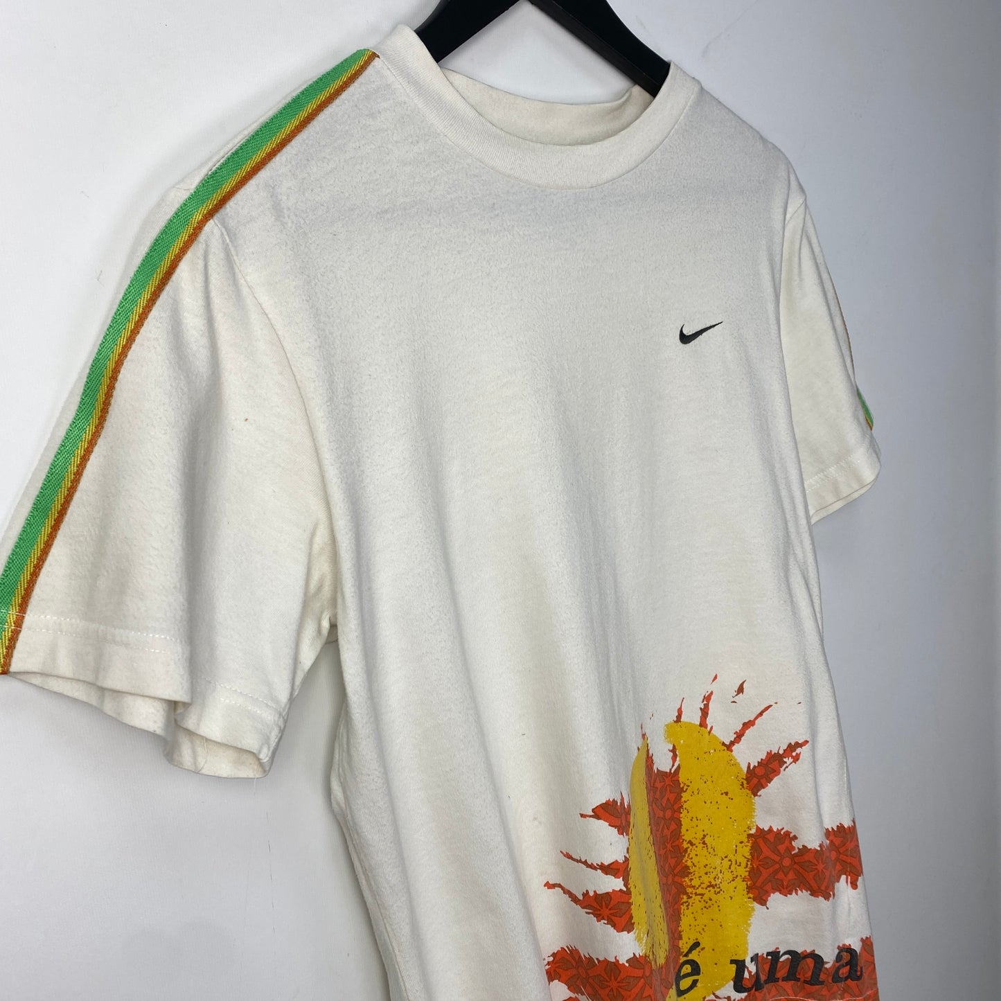 Nike T-shirt ''a vida es uma Praia'' 2000s L