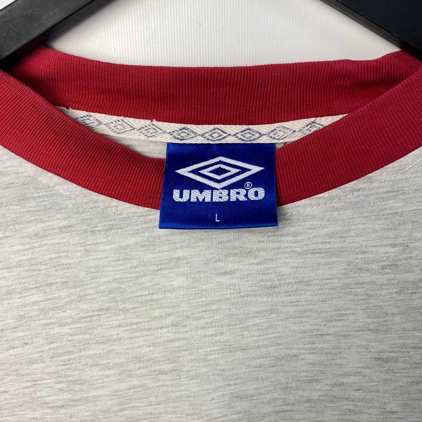 Camiseta Umbro Basic L