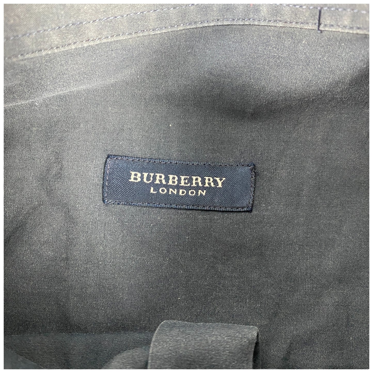 Camisa Burberry (L)