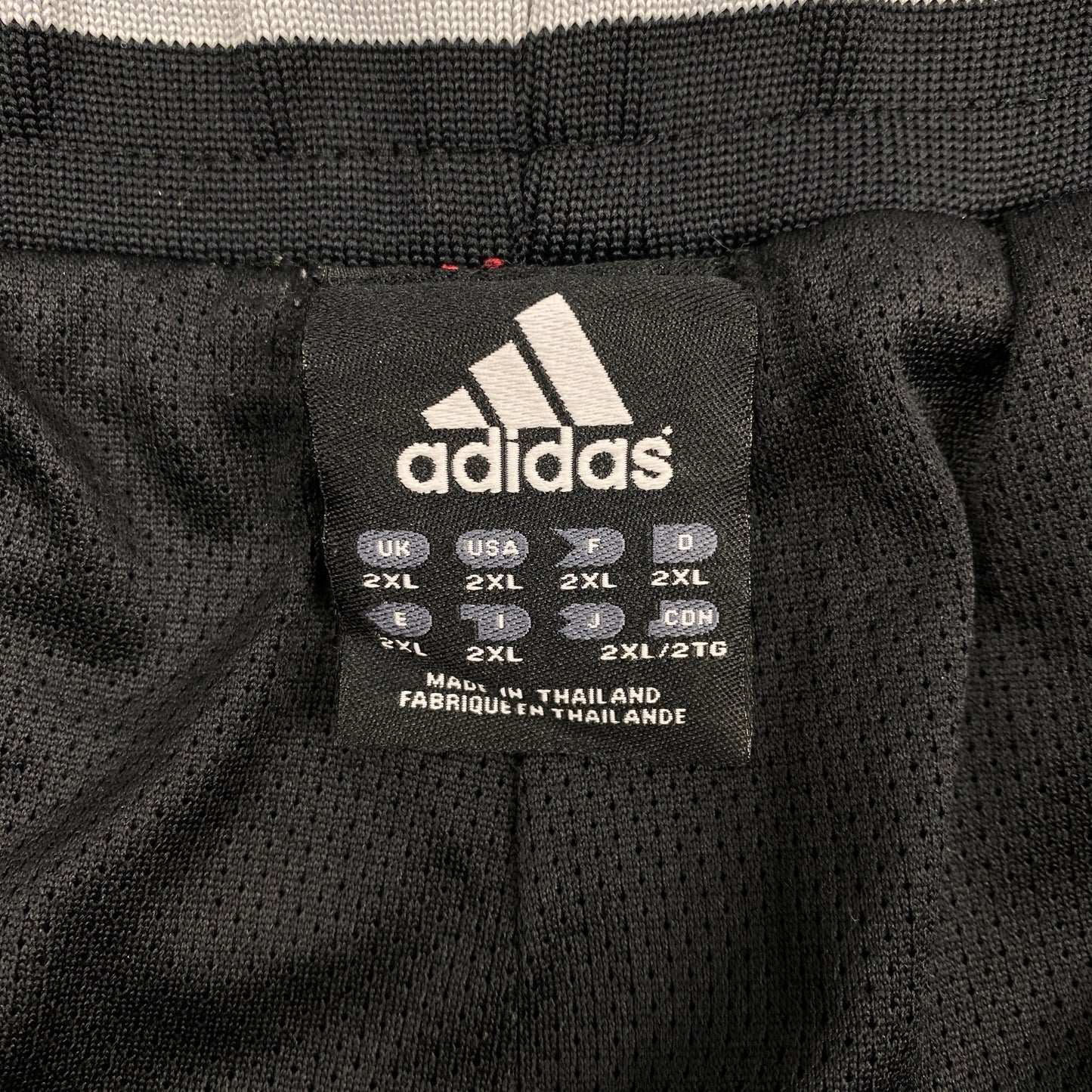 Pantalon Corto Adidas (XL+)