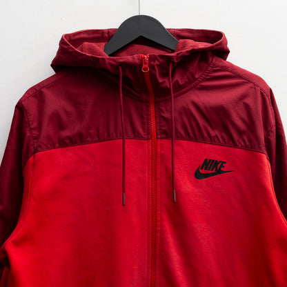 Chaqueta fina Nike tech (XL)