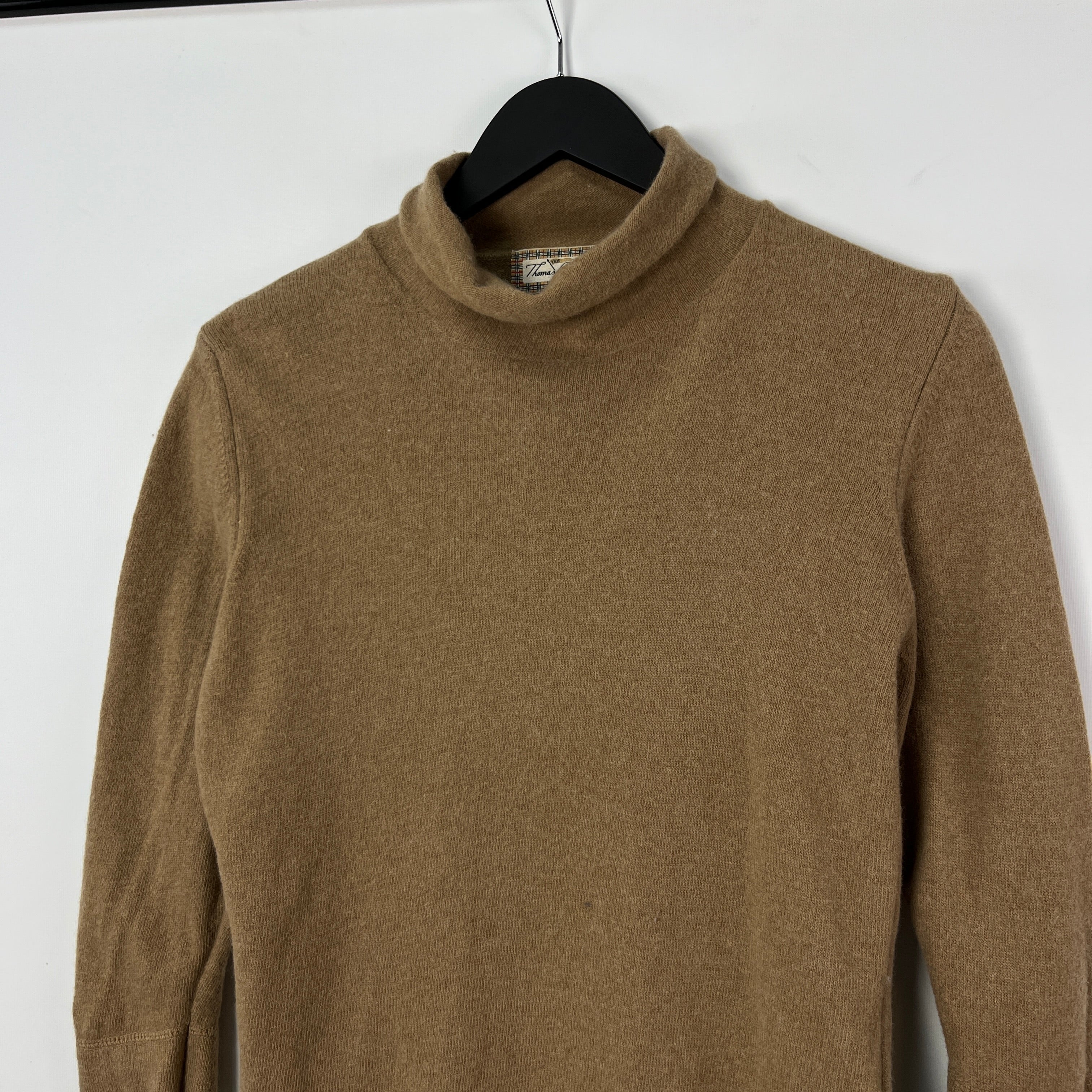 Thomas sales burberry sweater